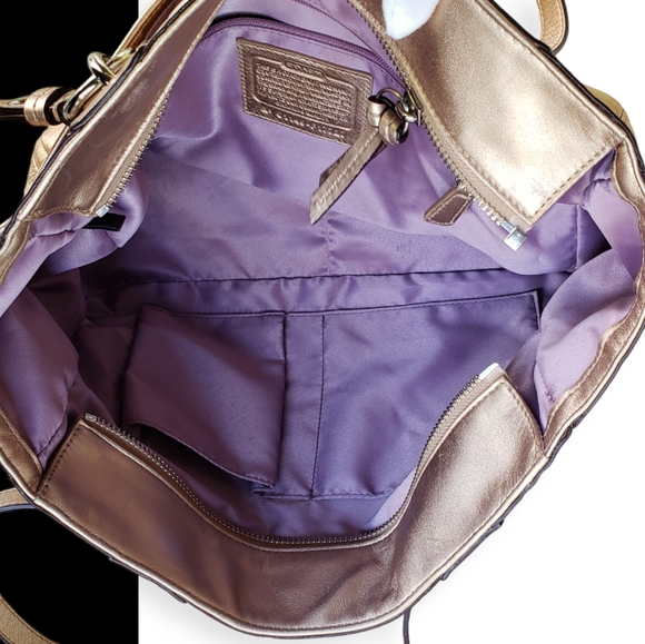 💯 COACH Gold Gallery Embossed Metallic Leather Tote Purse - Picture 8 of 15